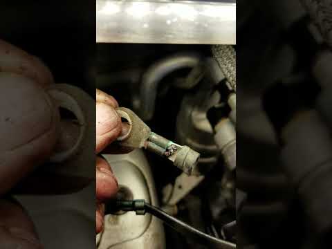 PT cruiser will not run. No fuel pump run, AC not working, customer has Installed several fuel pmp