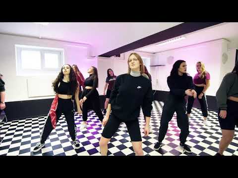 BORN TO DANCE Śrem - Bad Like Yaz