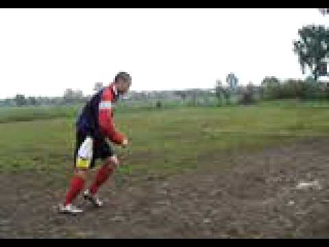 Huragan Łomnica - Obra II Zbąszyń 1:2  [rozgrzewka snajpera]