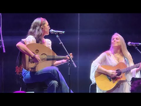 Prayer of the Mothers 1/7 اجا الوقت הגיע הזמן It’s time - Yael Deckelbaum and Layan Hawila