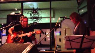 Robbie Lee and Susie E -Little Red Rooster .MOV