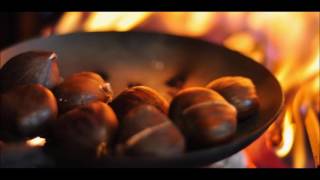 Perry Como - Christmas song (Chestnuts roasting on an open fire)