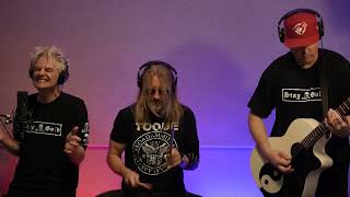 CFOX Pocket Concert - Econoline Crush: Sparkle &amp; Shine