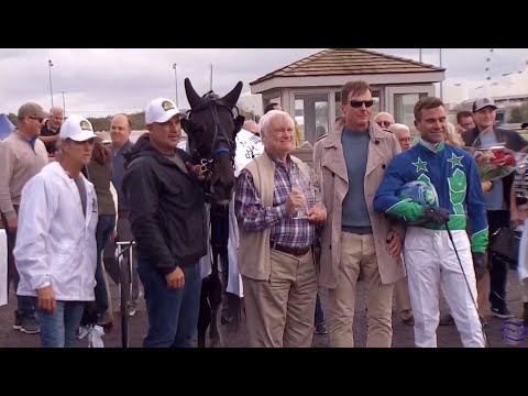 Jujubee & Andrew McCarthy won Breeders Crown 3YO Colts&Geldings ($650,000) in 1.51,2 at Meadowlands.