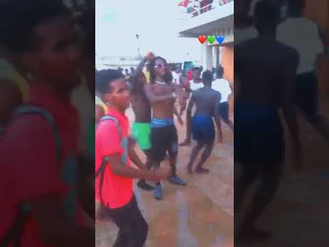 Yeundou piscine pâtes à yof sow