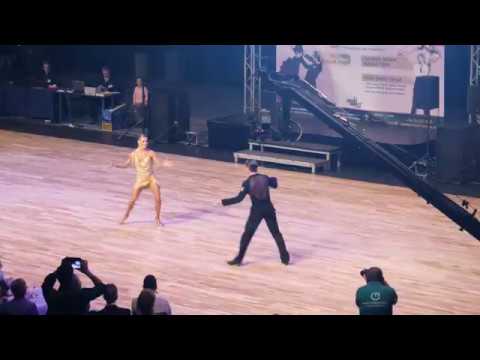 Danza Kupa Újpest Show 2017.10.14. 9. clip Riccardo Cocchi & Yulia Zagoruychenko Jive.