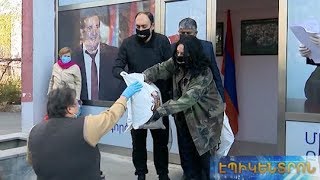 Վարդաշեն,Շենգավիթ,Աջափնյակ.«Գ.Ծառուկյան» հիմնադրամը սննդամթերք է հատկացրել կարիքավորներին