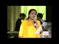 Aao Na Gale Lagao Na - Asha Bhosle Live in Concert