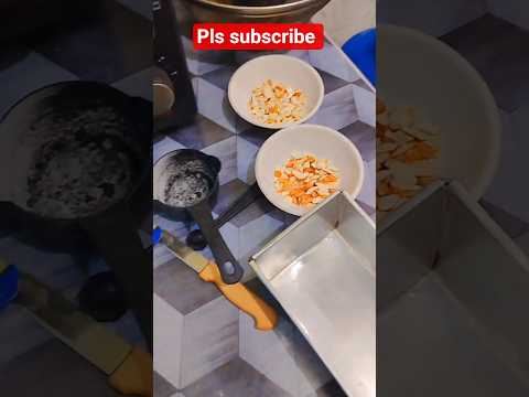 #Hafeed ka birth cake #coversong #classroomenvironment #sadika #cute #funny #tareeqjamel #song #fo