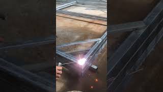 Download lagu Ayunan tangan sangat berpengaruh pada pengelasan besi hollo tipis. #welder #diy #craft mp3 Download lagu Ayunan tangan sangat berpengaruh pada pengelasan besi hollo tipis. #welder #diy #craft mp3