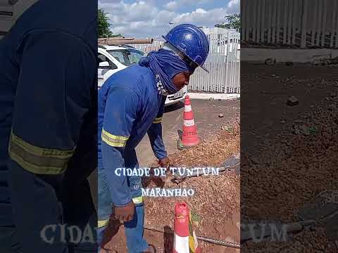 tirando mais um vazamento na cidade de Tuntum Maranhão