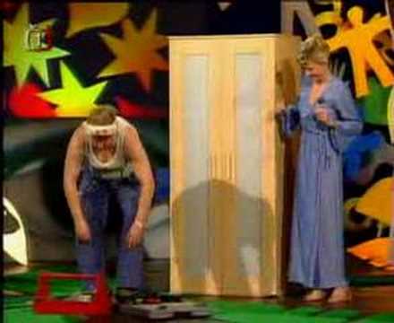 Izer NaPalmě - Skříň