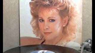 Reba McEntire - New Fool at an Old Game [original Lp version]