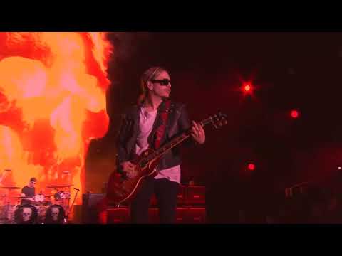 AIRBAG - Jinetes Cromados - Vivo en Velez (Live at Velez Stadium)