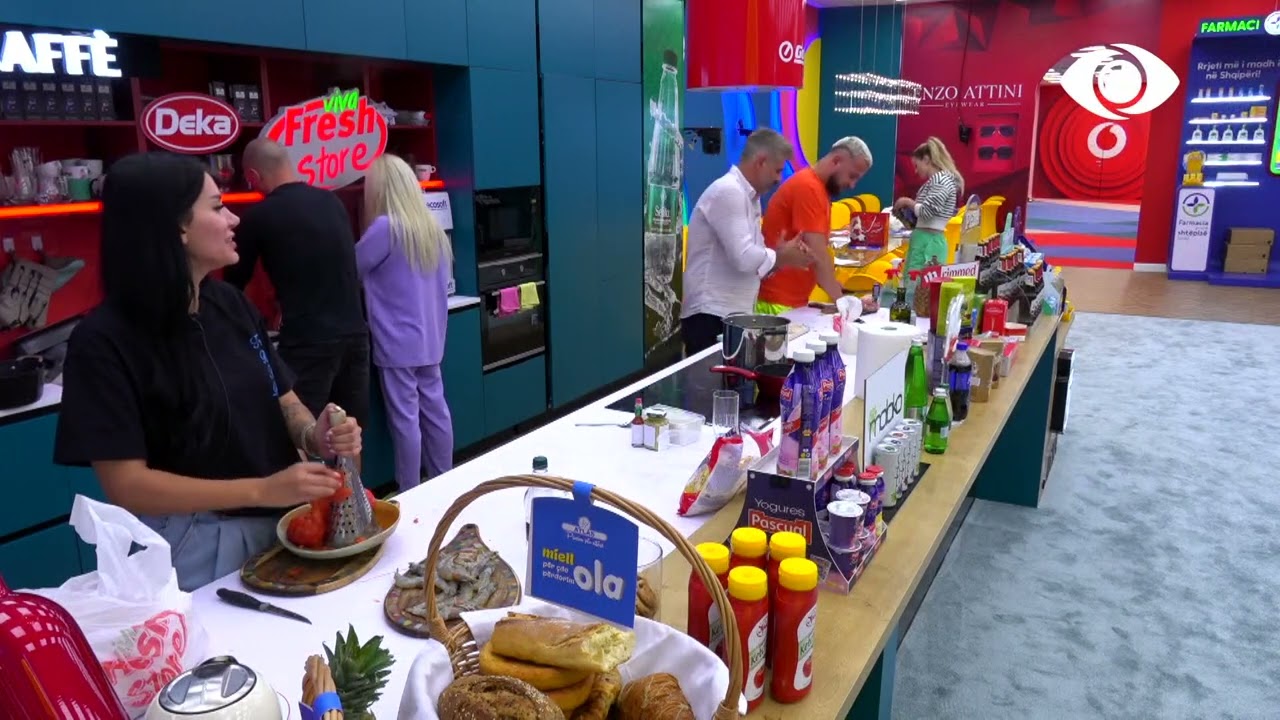 Je shumë fallco/ Nita debaton me Kristin