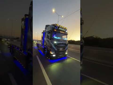 Tela de Led Flexível Virtua FX - Olho para Caminhões e Carros - @virtuafx (62) 99196-7463