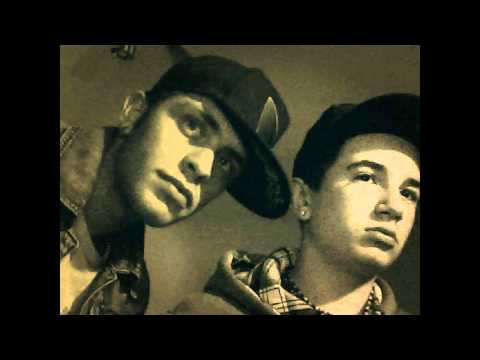 Alcatraz Feat H2O - Ogni Donna