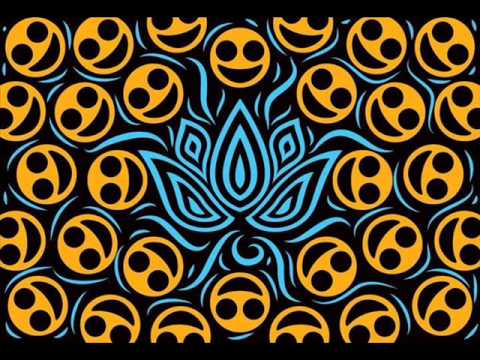Keep The Spirit Alive!  A Collection Of 33 Goa Trance Classics