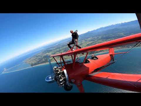 First time wing walker shows no fear.