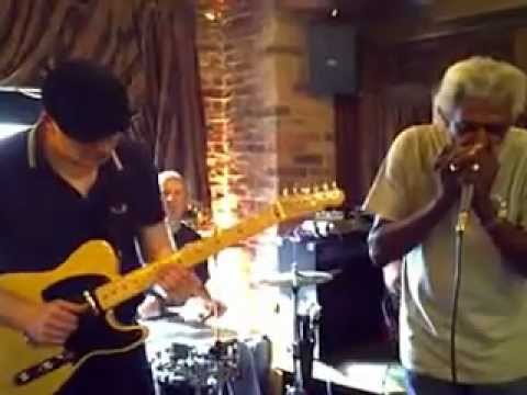 Lazy Lester and Dave Dixon playing down home blues