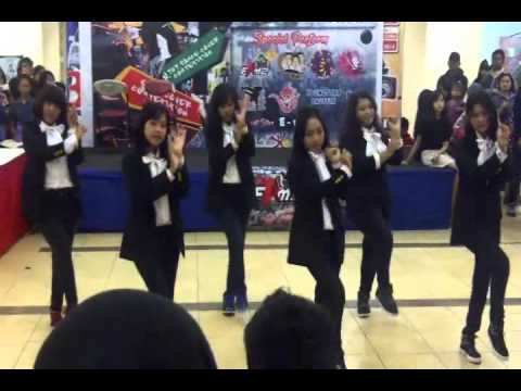 [140615] A13 - Intro + Mr. Mr. + The Boys (Remix) (SNSD COVER) @ 1stAnnivTLF BG Junction