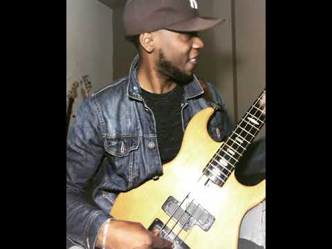 Everybody wants to rule the world /metric modulation ( Tears for Fears ) bass cover.