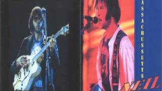 Neil Young - Violent side live @Boston, Mass  &#39;86