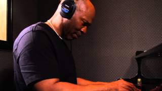 Kevin Eubanks & Stanley Jordan - A Child Is Born - from Duets
