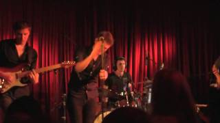 LEYAN - Heal The Knives (Live@Roter Salon, Berlin, 31.07.2010)