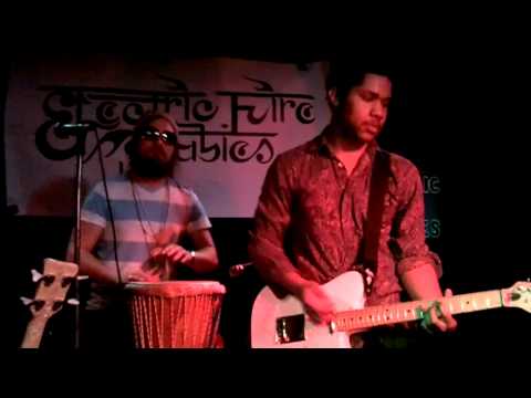 Electric Fire Babies-Get Down (3-1-12)