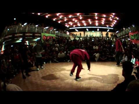Circle Kingz 2010 16 Skill Methodz VS Funk Fockers   YouTube