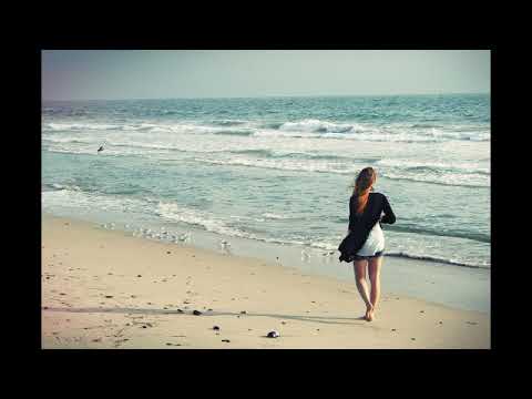 ”Un ceas sau două sau trei” ~ Monica Anghel