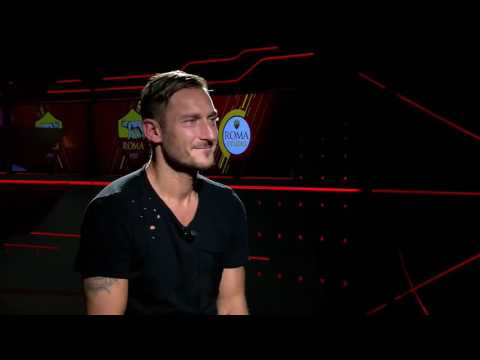 Totti si commuove dopo il messaggio di de rossi