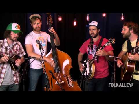 Folk Alley Sessions: Mustered Courage - 