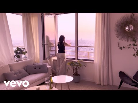 Berre - Kissing Strangers (Lyric Video)