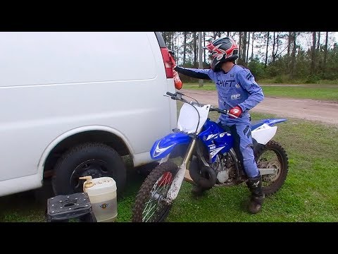 HIS FIRST YZ250 2 STROKE RIDE AT PAX TRAX + BROKEN KTM