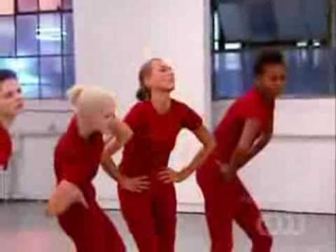 Tyra Tip #4 : Pose With Pain