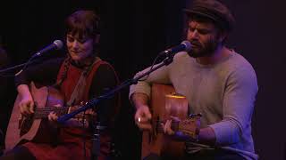 Angus &amp; Julia Stone - Snow (101.9 KINK)