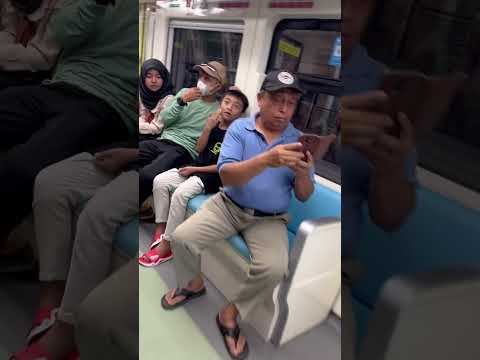 SERUNYA NAIK KERETA LRT DARI BEKASI KE DUKUH ATAS!!