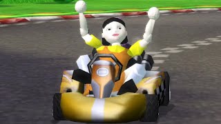 Squid Game Red Light Green Light Doll in Mario Kart Wii