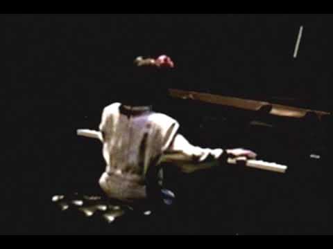 Wang Li san: Lanhuahua & He Lu ting: The Buffalo Boy's Flute - Audrey Chen