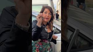 Regalo un Micro Me a Cristina D’Avena al Romics prima del concerto 😍