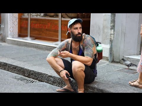 FLORENCJA - SŁAWNA KANAPKA DYMY NA PLACU I FILM O HIPISACH TEŻ