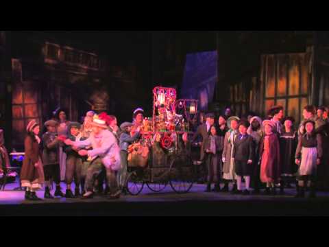 Puccini: La boheme - Act II Opening