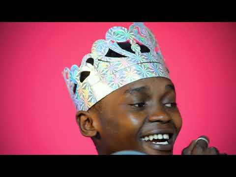 Waxy Kay    On Makosana Freestyle Section