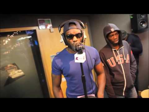 Roachee Logan Sama Set