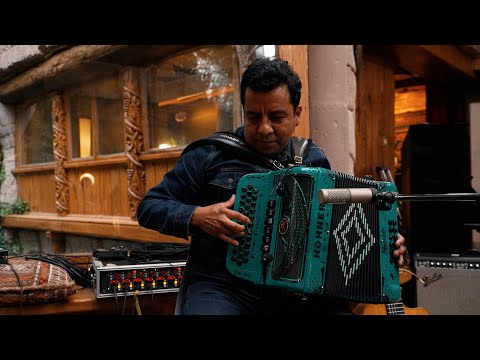 La Santa Cecilia - Quiero Verte Feliz (Live on KEXP)