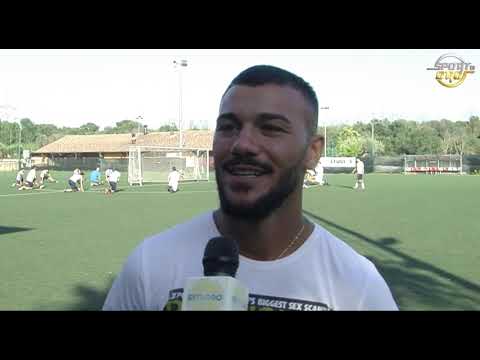 Aimone Calì saluta i suoi vecchi compagni del Montespaccato Savoia