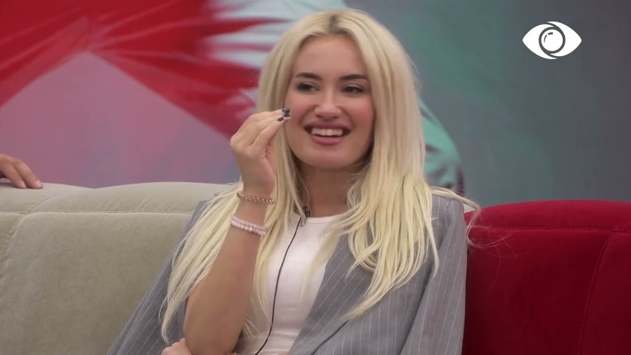 Zarf/ Histori përmes fotove, historitë e banorëve për foton e parë