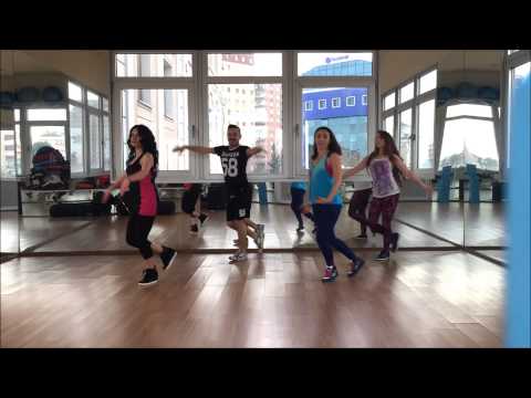 Zumba® Zeynep Molder * Enrique Iglesias - Bailando